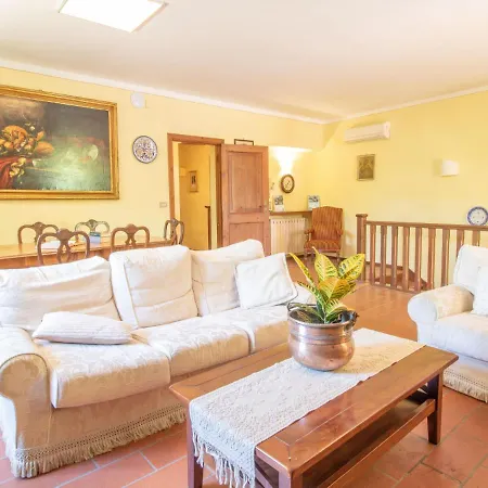 Locazione Turistica Le Botti Villa